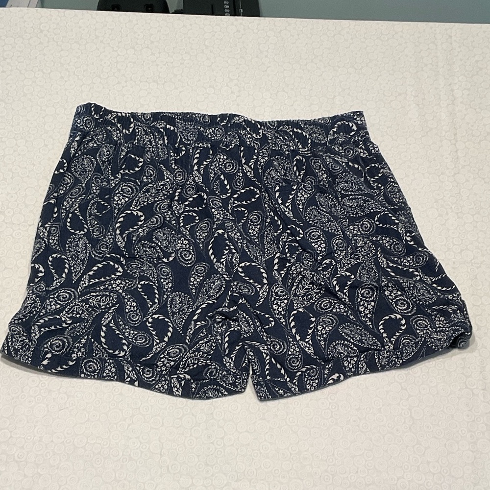 Navy Paisley Women's Shorts - Picture 3 of 6